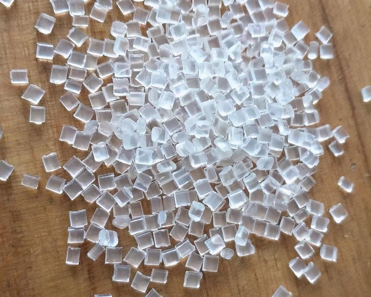 生物可降解塑料，终极方案背后的自然降解真相